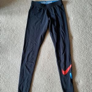 Nike active leggings